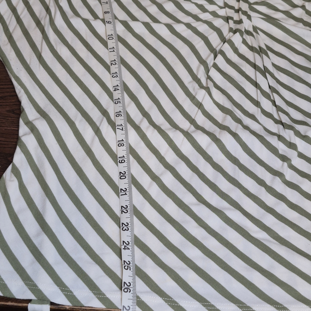 Linea Domani Green and White Top - Picture 8 of 8